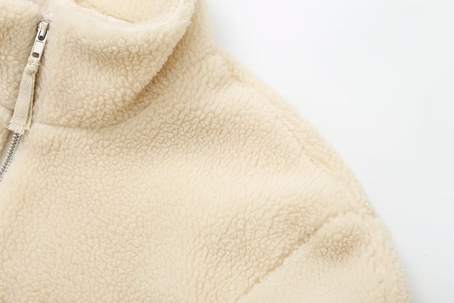 Giacca Giada by Shopello | Un must-have nel tuo guardaroba